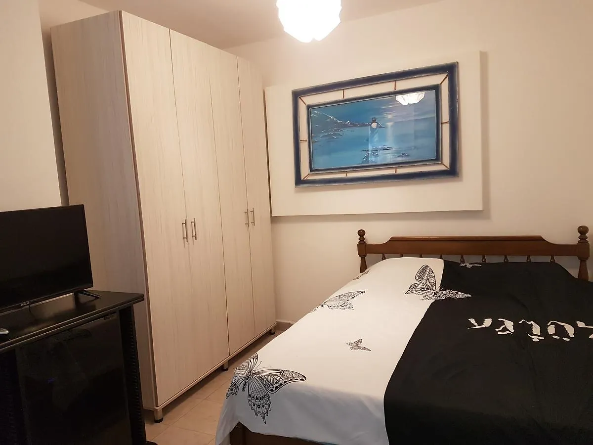 Residential Unit In Nice Area In Eilat Apartment